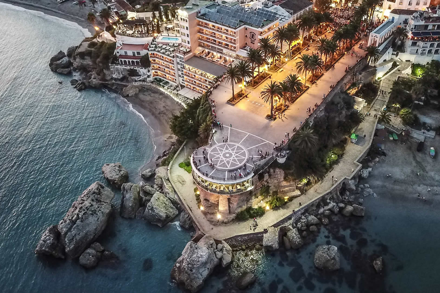  fotos nerja , malaga, hostal  casa mercedes
