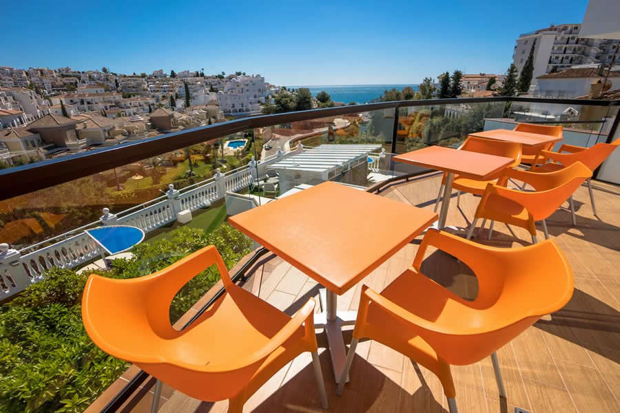 servicios hostal casa mercedes, nerja 